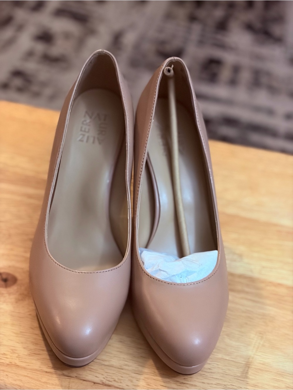 Naturalizer Taupe Platform Pump